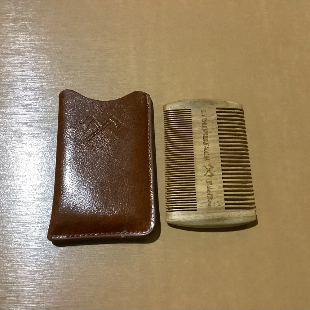 Lumberjack wooden comb and case set